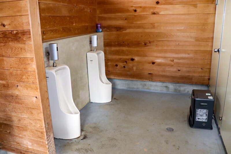 N.A.O.明野高原キャンプ場のトイレ