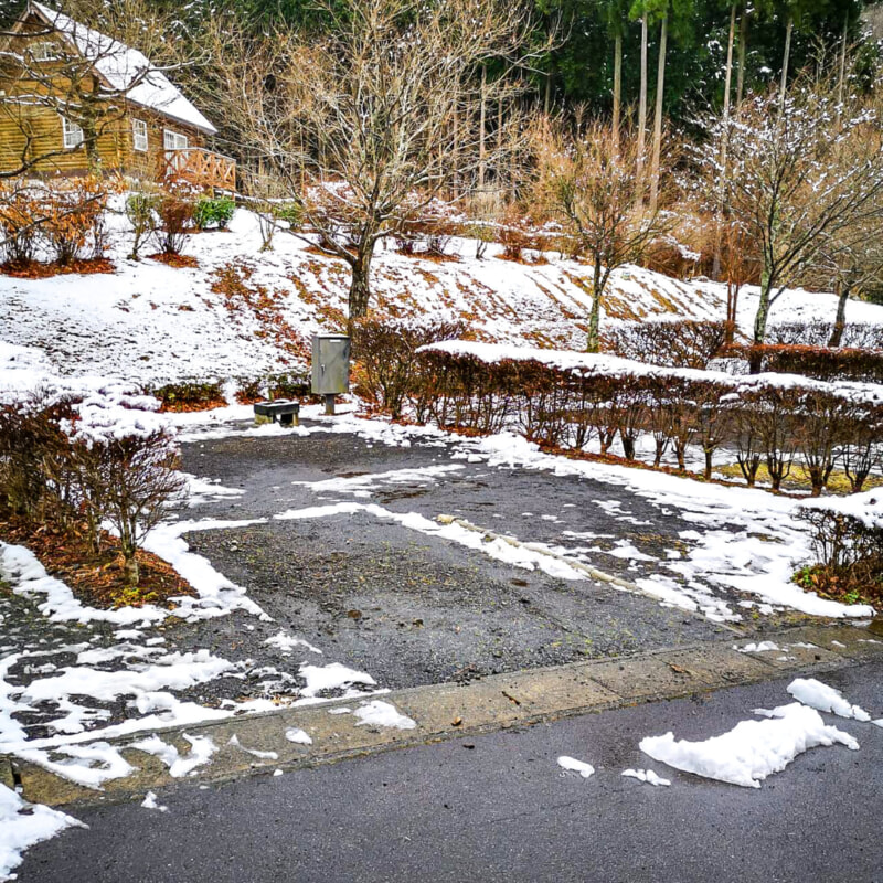 乙女森林公園第2キャンプ場の貸し切りファミリーキャンプで冬の富士山と夜景を堪能 キャンプクエスト