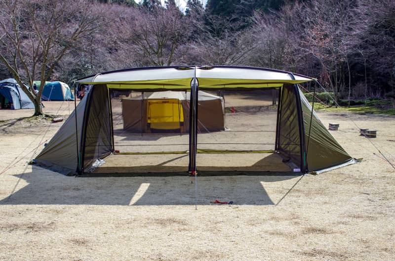 ミニマルワークスの軽量テント「V HOUSE L」日本発売に先駆けて超速 