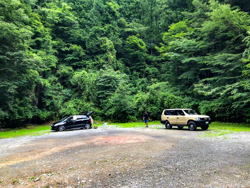 突然の雨に備えよう 雨撤収で慌てない効率的な撤収方法と後片付けをご紹介 キャンプクエスト