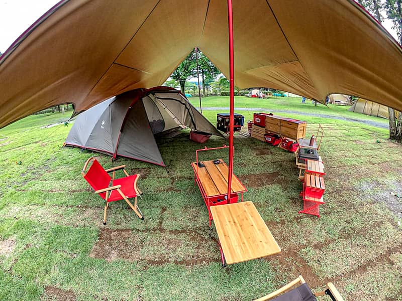 雨キャンプと仲良しになれるサイトレイアウト紹介 お気に入りギアやアイデアも満載 キャンプクエスト