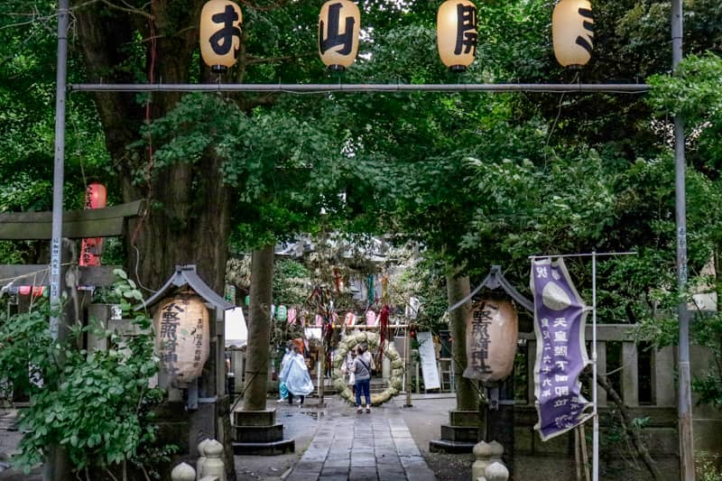 小野照崎神社の入り口