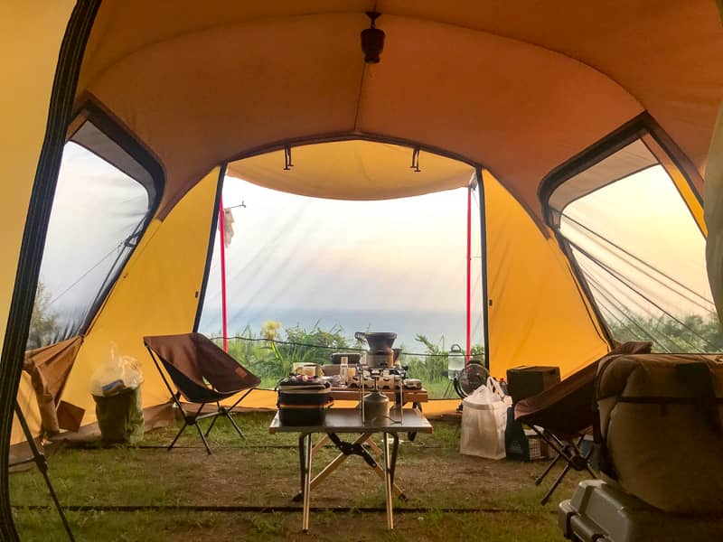 初めての女子キャンプ 経験談から学ぶ失敗しないための秘訣とは キャンプクエスト