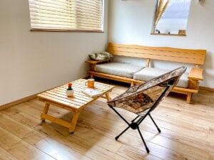 室内でも使いたいインテリアに馴染むおしゃれなアウトドアチェアおすすめ13脚 キャンプクエスト