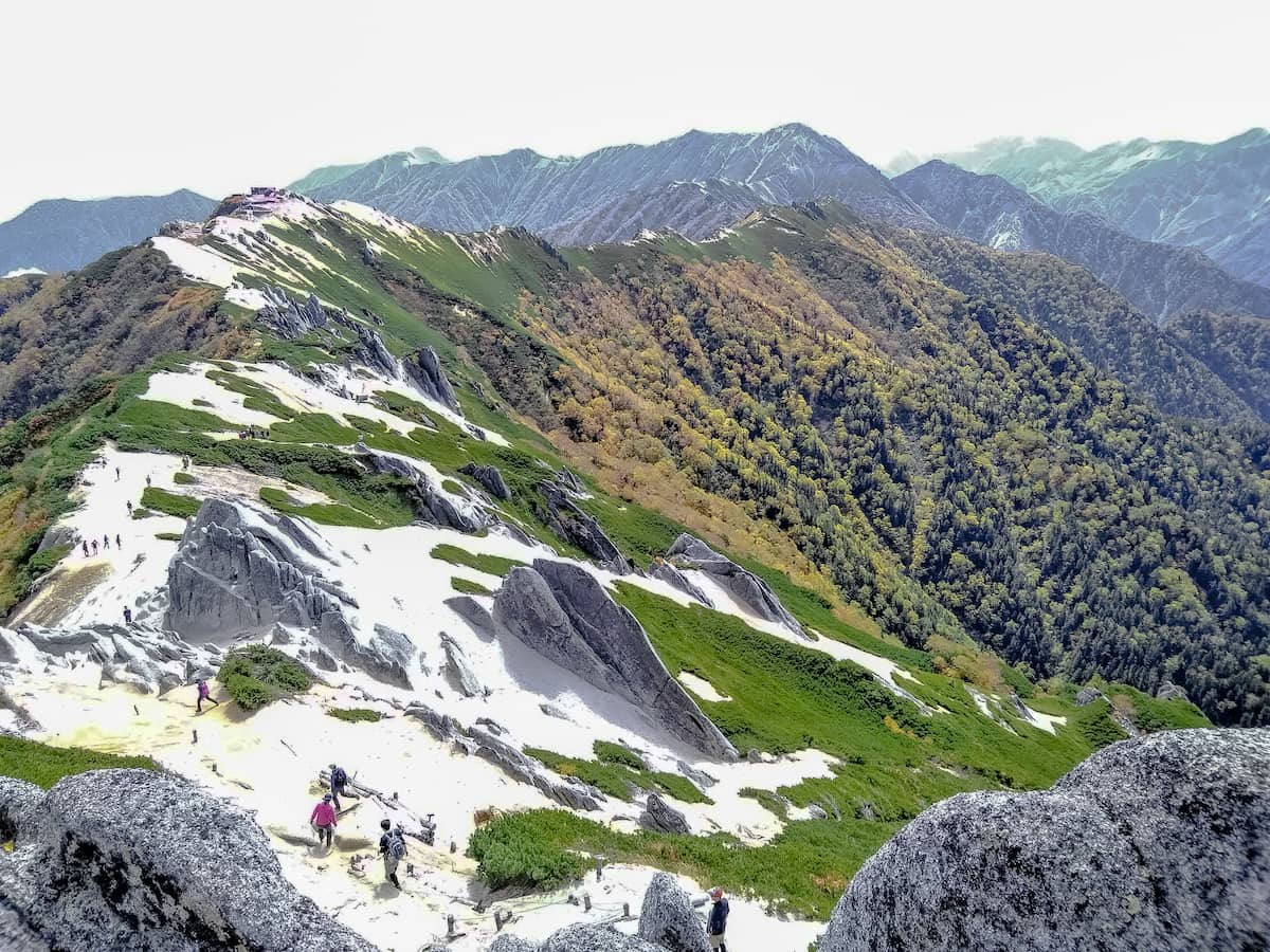 アルプスデビューにおすすめの 燕岳 で登山にハマること間違いなし キャンプクエスト