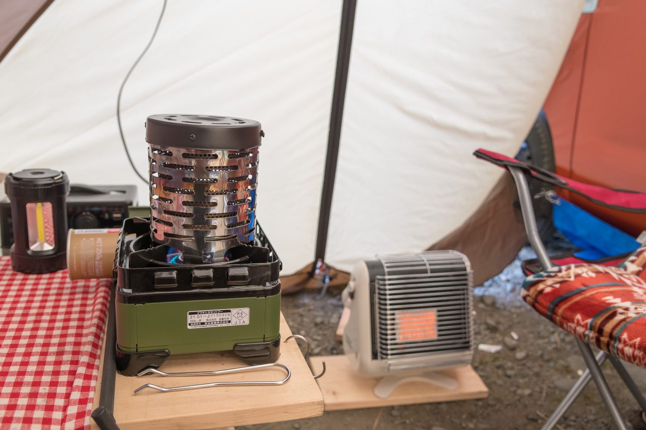 ガスヒーターでテント内はぽかぽか