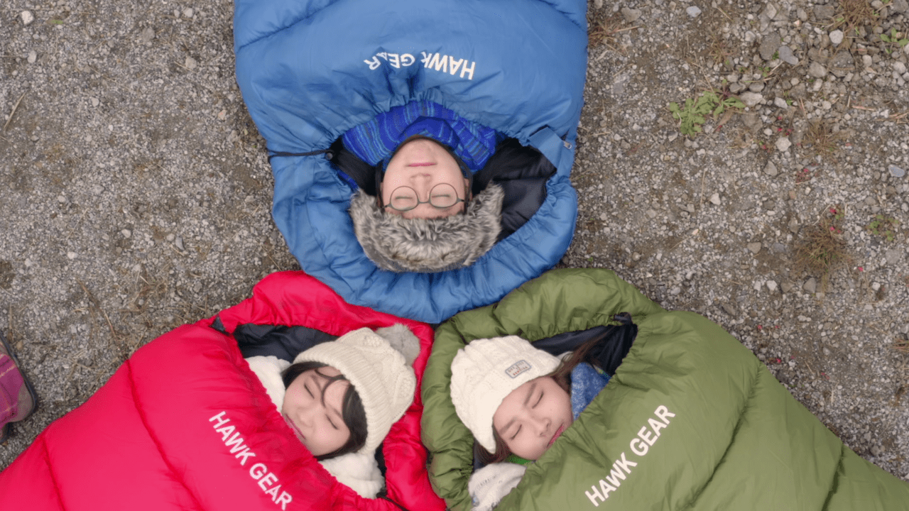 ドラマ「ゆるキャン△」に登場したホークギアのマミー型寝袋が本当に冬キャンプで使えるか試してみる – キャンプクエスト