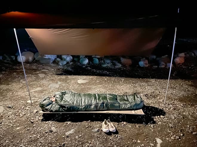 冬キャンプにホークギアの寝袋1枚で寝てみた