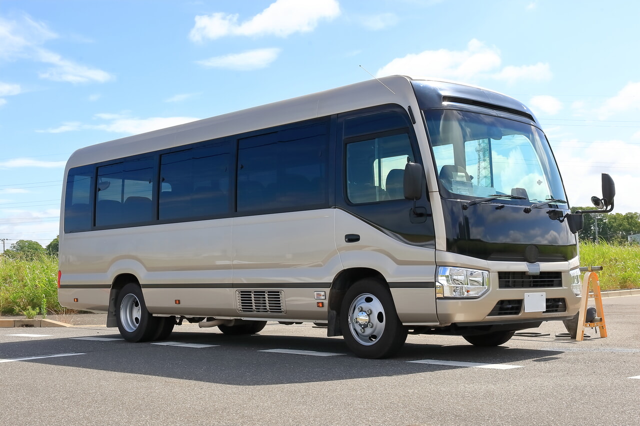 マイクロバス