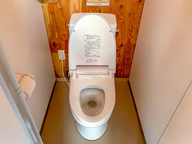 個室はちょっと狭いです