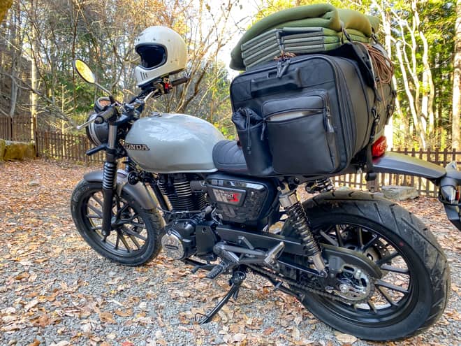 バイクキャンプの持ち物を全公開 道具一式とおすすめの積載バッグも紹介します キャンプクエスト