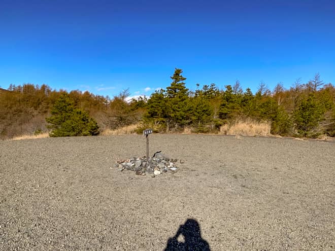 なんといっても小浅間山の山容自体が