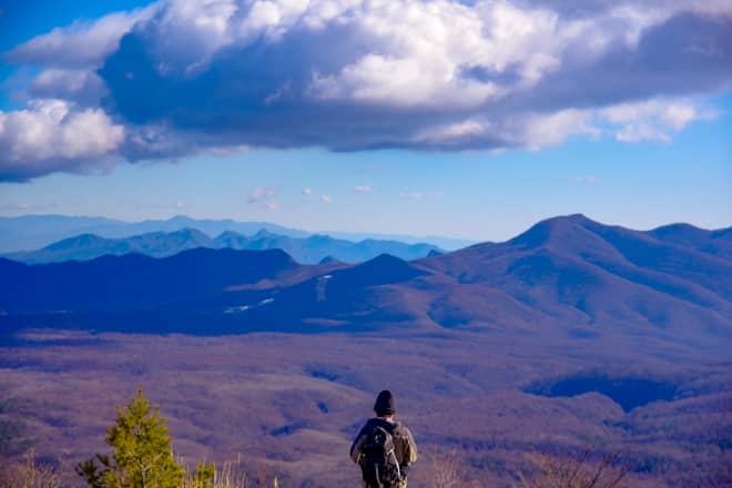 反対側の東方向に目を向けると