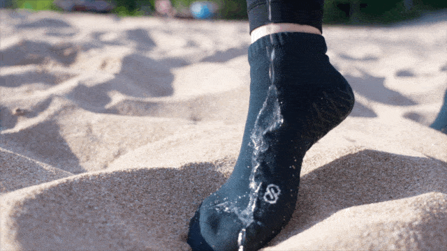 NONSTOP 2.0全地形・天候対応ソックスシューズ_12