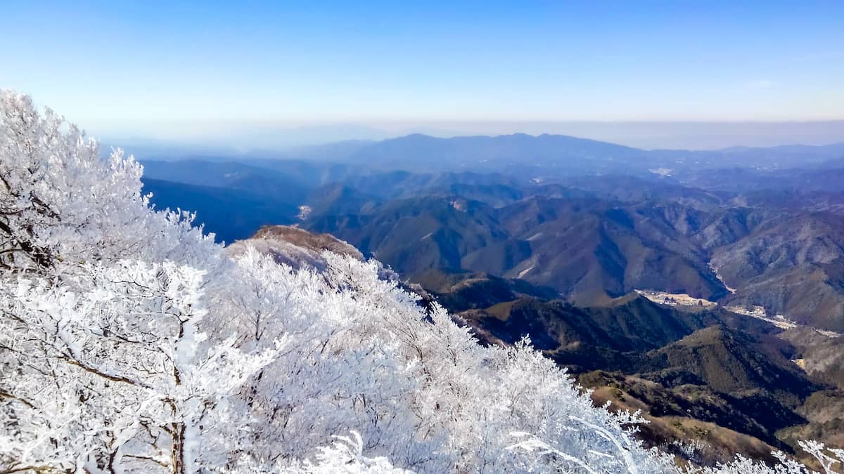 関西のマッターホルン！雪山入門にもおすすめの「高見山」で霧氷を満喫！