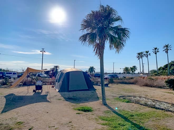 フリーサイトについては、テントを設営できる場所がある程度決まっている