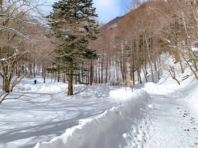 弓張峠には目印となる看板が無いので