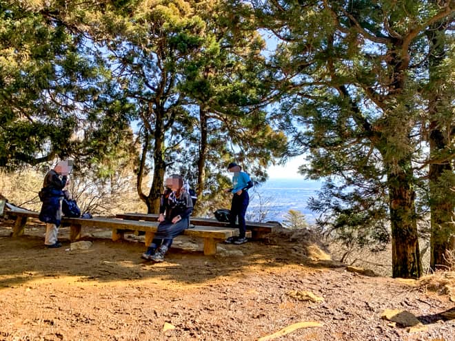 ちょっとした広場になっているので