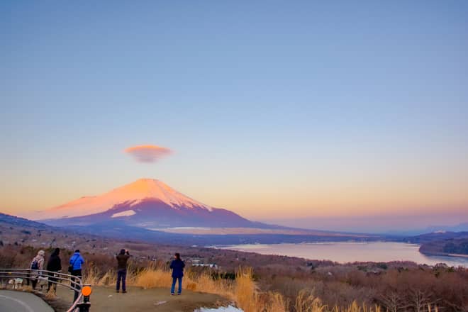 山中湖の東側に位置する鉄砲木の頭は