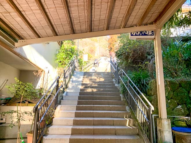 階段だらけで観光目的でも意外とハード