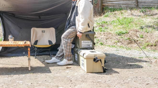 スタッキングに腰掛ける