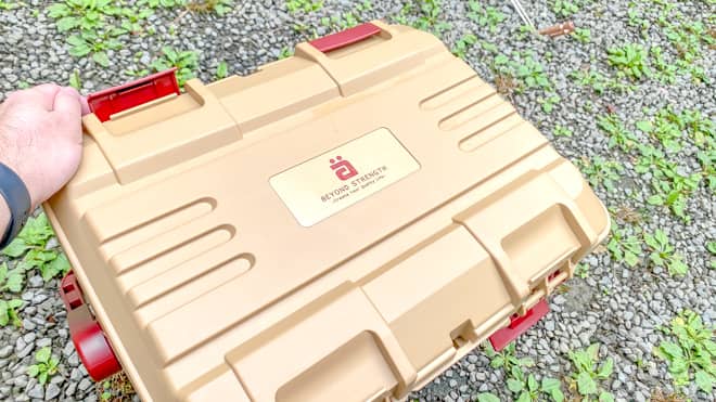 レギュラーサイズのボックスのフタ