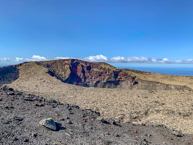 三原山のある伊豆大島は島全体が活火山で