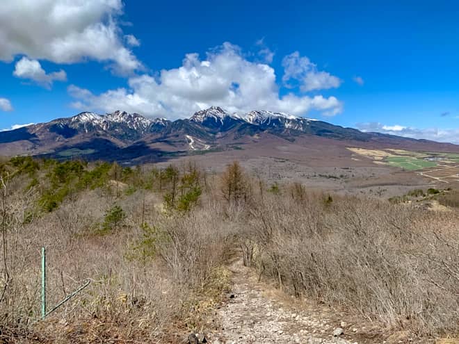 下山は反対側の道を利用すると便利です