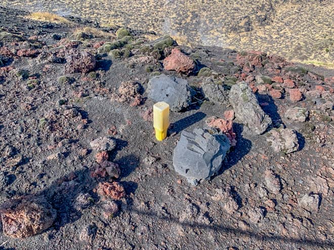 山頂に標識が無い