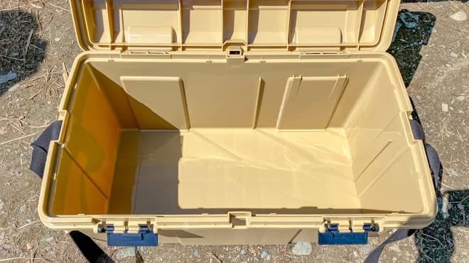 横長ボックス内側