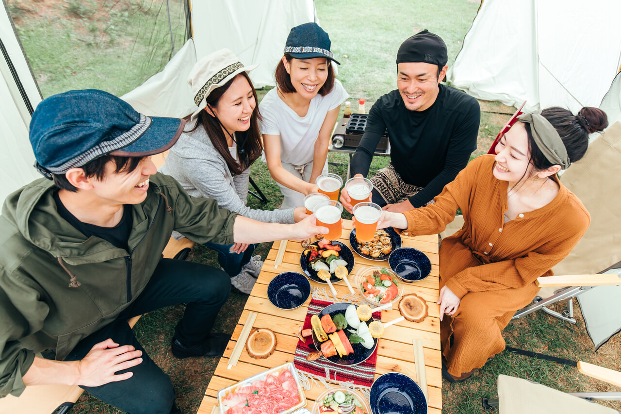 キャンプパーティーのイメージ