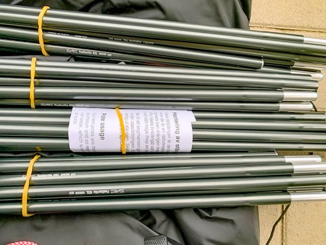 フレームポールにはDAC社製の「Featherlite NSL」