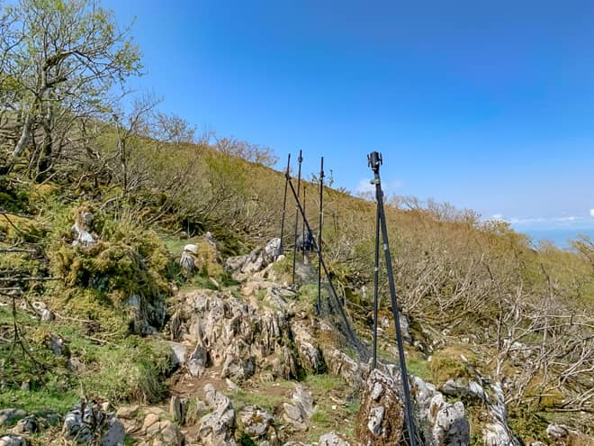 後半に差し掛かると石灰岩がむき出しの