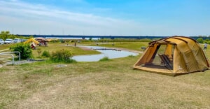 埼玉「北本水辺プラザ公園」ピクニックやテントの試し張りに使える無料キャンプエリア紹介