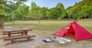 広島県の川真珠貝広場キャンプ場は穴場！広大な芝生と穏やかな川のせせらぎに癒されます