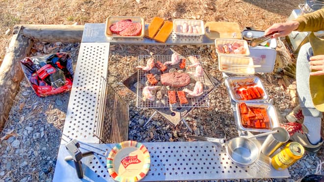 たくさんの食事