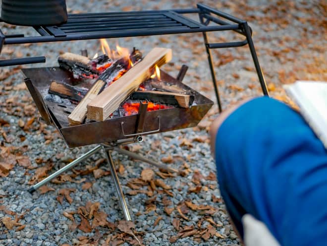 ソロキャンプ焚き火