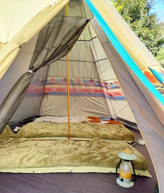 LOGOS ナバホ Tepee 400のテント内部は3人家族だと広々