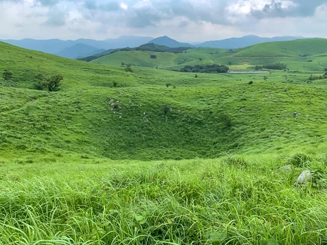 ドリーネの深さは場所によっては数キロにも及び