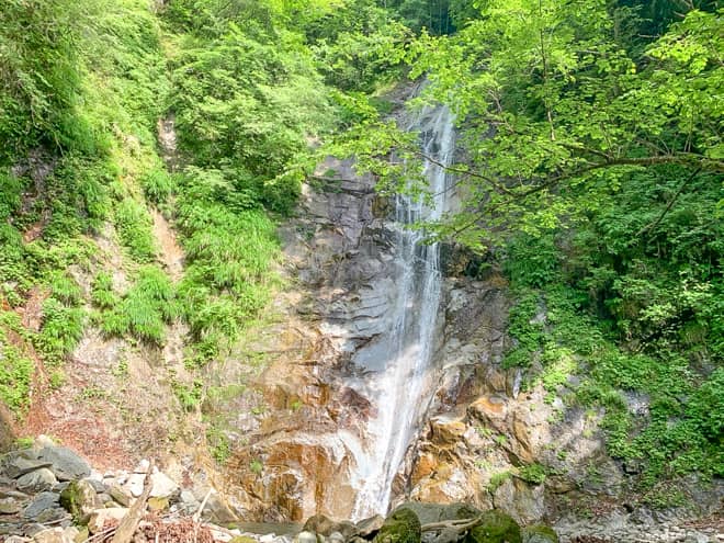 下棚(しもんたな)の滝に到着です。