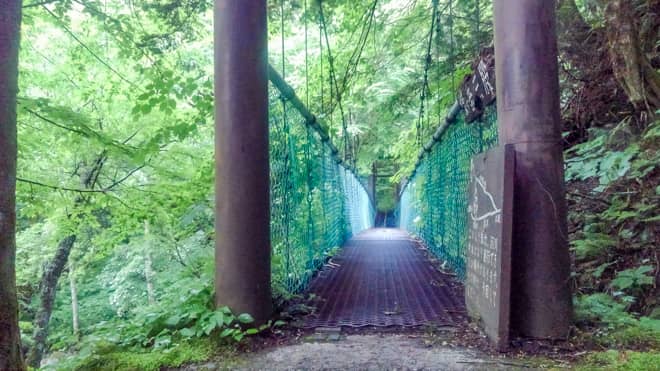 蝶ヶ岳登山道の橋