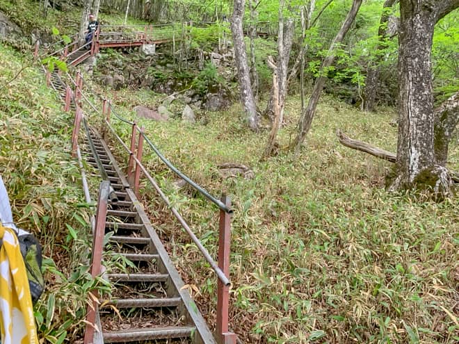 駒ヶ岳登山口は階段が大変整備