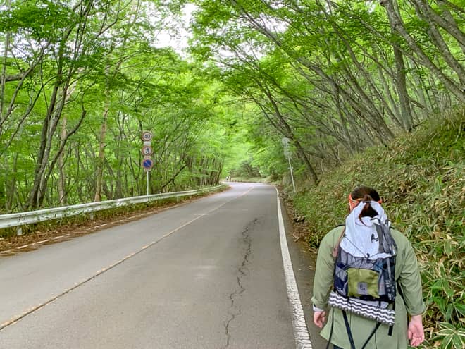 黒檜山登山口駐車場から黒檜山登山口まで