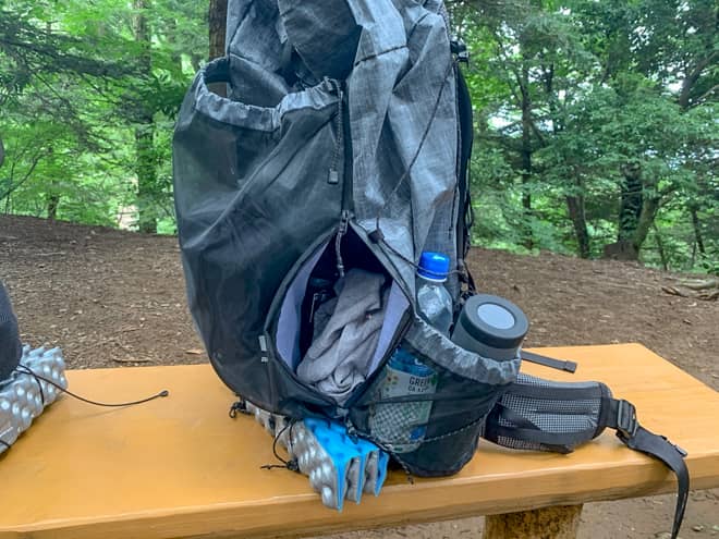 サイドジッパーは本当に快適で