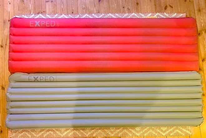 シュラフやキャンプマットを持っていると