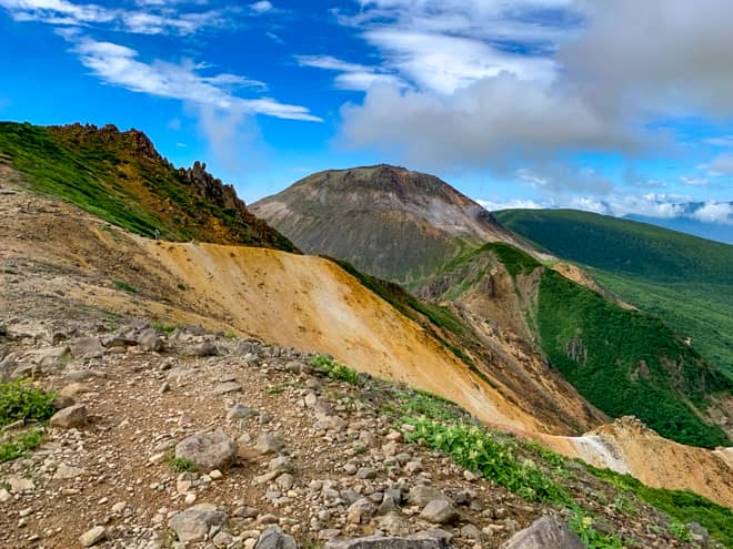 山容自体が派手で異なった絶景を拝める