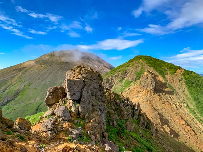 岩場を登りきるとこの絶景です