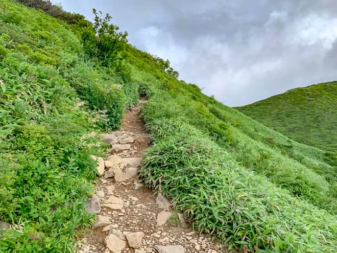 本当は朝日の肩から三本槍岳へ向かう予定でしたが