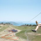 約305mのジップラインやサマーゲレンデが登場！滋賀県西部の「箱館山」が今アツい