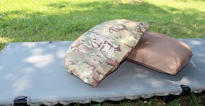 キャンプの枕問題を解決！オーダーメイド枕メーカーとオレゴニアンキャンパーが共同開発